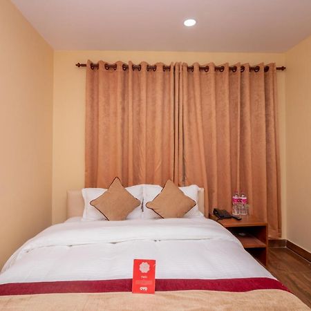 Oyo 253 Hotel Pinnacle Покхара Екстер'єр фото